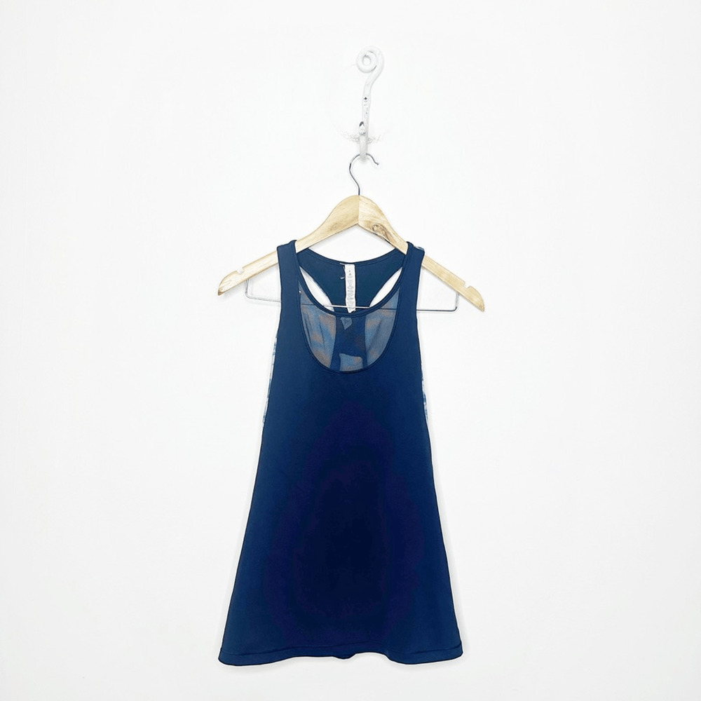 lululemon Mesh With Me Tank Top Naval Blue Sea Side Silver Fox Alberta Lake 8